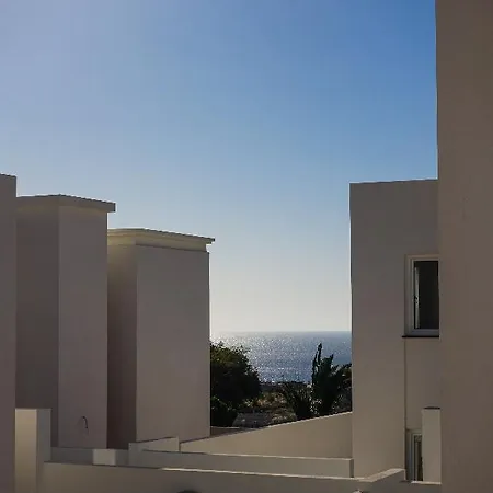 Yucca Villas *